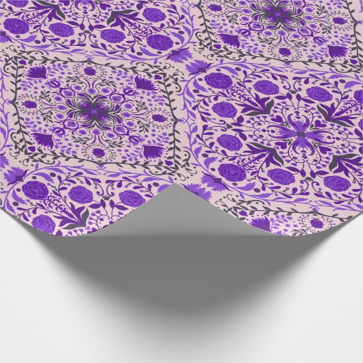 Blumenkacheln in violett- und wattenrosa geschenkpapier (Ecke)