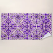 Blumenkacheln in violett- und wattenrosa strandtuch (Vorderseite)