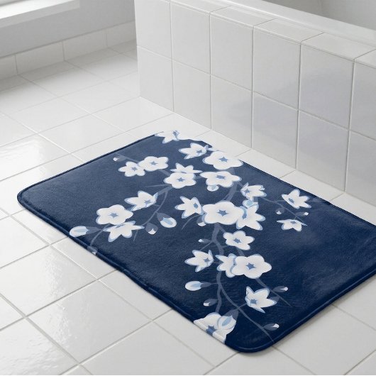 Blumenkirsche Blüten Dunkelblau Weiß Badematte