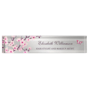 Blumenkrebs Blossom Rosa graues Haar und Schminke Namensplakette