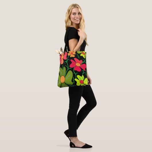 Blumenkunst Tasche (Am Model)