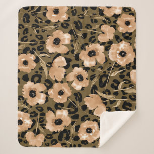Blumenleopard in Aquarellfarben: Endloses Muster Sherpadecke