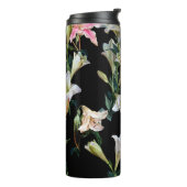 Blumenlilien: Schwarzes Hintergrundbild Thermosbecher (Nach links gedreht)