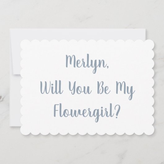 Blumenmädchen Individuelle Name Dusty Blue Script  Einladung (Vorderseite)