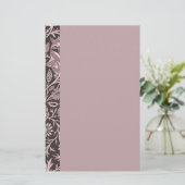 Blumenmalvenfarbe und Schokolade Briefpapier (Stehend Vorderseite)