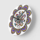 Blumenmandal im Stil Madhubanis Runde Wanduhr (Winkel)