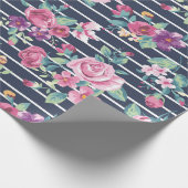 Blumenmuster auf Stripe-Rose Blattrosa Lila Geschenkpapier (Ecke)