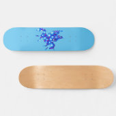 Blumenmuster aus Blauer und Lila Skateboard (Horizontal)
