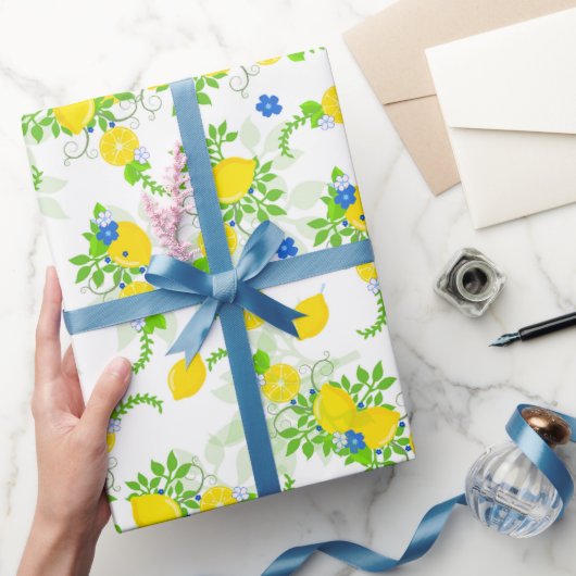 Blumenmuster Blau und Gelb Lemons Blumenmuster Geschenkpapier (Schenken)