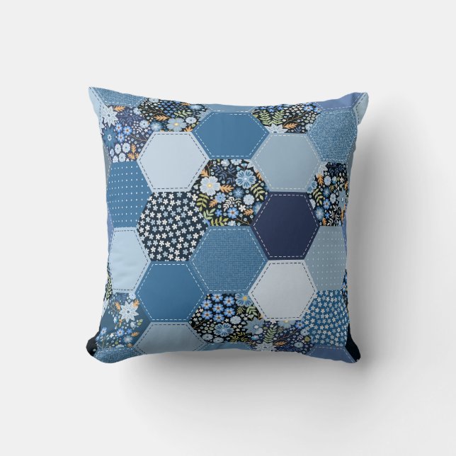 Blumenmuster, Denim Patchwork: blaues Muster. Kissen (Vorderseite)