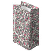Blumenmuster mit Cartoonvögeln Kleine Geschenktüte (Vorderseite Schrägansicht)