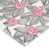 Blumenmuster mit Cartoonvögeln Tischdecke (Schrägansicht)