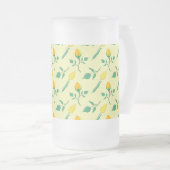 Blumenmuster mit gelben Rosen-und Tulpenfarben-Blu Mattglas Bierglas (VorderseiteRechts)