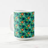 Blumenmuster mit grünem Hintergrund Kaffeetasse (Vorderseite Links)