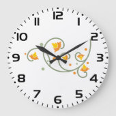 Blumenmuster mit orangefarbener und gelber Blume Große Wanduhr (Vorderseite)