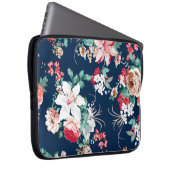 Blumenmuster mit Rose und kleinen Blume mit v Laptopschutzhülle (Vorne Rechts)