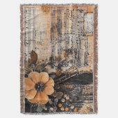 Blumenmuster mit rustikalen Klaviertasten und eine Decke (Vorderseite Vertikal)