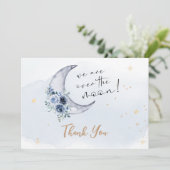 Blumenmuster über der Mond-Babydusche Dankeskarte (Stehend Vorderseite)