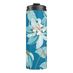 Blumenmuster, vielseitiges Design der Blume. Thermosbecher