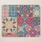 Blumenmuster: Vintages kariertes Muster. Sherpadecke (Vorderseite (Horizontal))