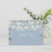 Blumenmuster-Wildblumen Dusty Blue String Lights S Dankeskarte (Stehend Vorderseite)