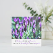 Blumenmütter auf dem Lavendelfeld Tag violette Blu Karte (Stehend Vorderseite)