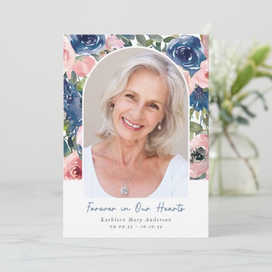 Blumenorden der Beerdigung des Fotos Programm (Stehend Vorderseite)