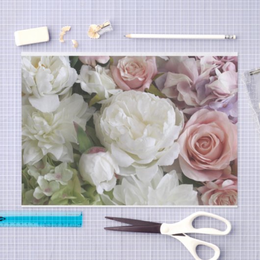 Blumenpapier aus hübschem Weiß und Pfirsichpfirsic Seidenpapier (Handwerk)