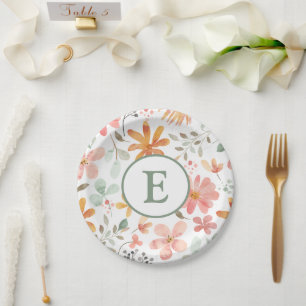 Blumenpapierplatte mit Initiale in Pastell Pappteller