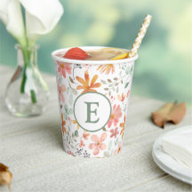 Blumenpastellpapier-Cup mit anfänglichem