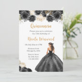 BlumenPrinzessin in Schwarz-Kleid Quinceanera Einladung (Stehend Vorderseite)