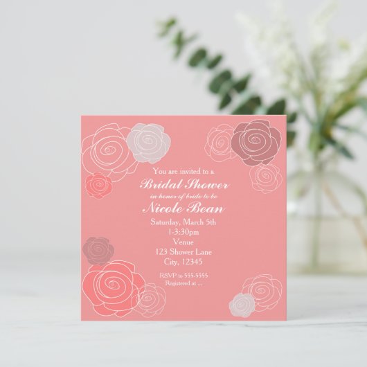 Blumenrosa Korallendusche Einladungen (Stehend Vorderseite)
