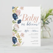 Blumenrosa und Navy Gender Reveal Baby Shower Einladung (Stehend Vorderseite)