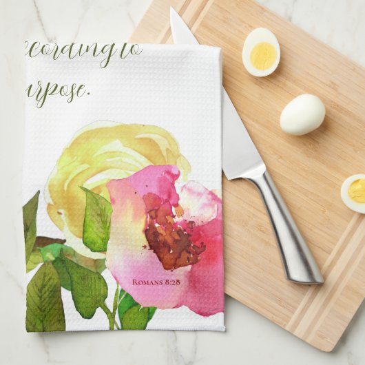 Blumenschrift Römer 8:28 Geschirrtuch (Viertel Falte)