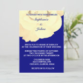 Blumensevetter Hochzeit der White Rose Blume Einladung (Stehend Vorderseite)