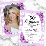 Blumensilber Weißes Lila Foto 50. Geburtstag Einladung<br><div class="desc">Elegante,  florale,  weibliche 50. Geburtstagseinladung mit Ihrem Foto auf der Kartenrückseite. Glam weiß,  lavender lila Design mit Streifen,  Rose,  Skript-Schriftart und Konfetti. Ideal für ein stilvolles Party für Erwachsene. Personalisieren Sie Ihre persönlichen Daten. Kann für jedes Alter angepasst werden! Gedruckte Zazzle Einladungen oder Sofortdownload digitalen druckbaren Vorlage.</div>