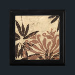 Blumenstil-Design mit tönernen Blätter Schmuckschachtel<br><div class="desc">Dieses Gestaltungsmuster von Blätter mit einer knisternden Farbe hat einen rustikal aussehenden Hintergrund und verleiht ihm ein Vintages Gefühl. Ein Jennifer Goldberger-Original,  dieser Ausdruck wäre ein phantastisches Geschenk für jemanden,  der das rustikale Gefühl von Stücken wie diesem genießt!</div>
