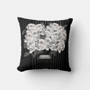 Blumenstrauß aus Totenkopfrosen Schwarz & Weiß Kissen