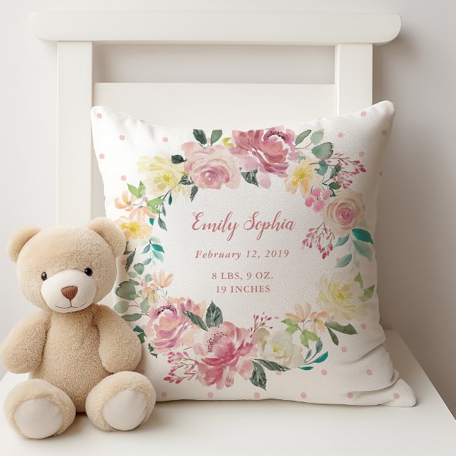 Blumenstrauß | Baby Girl Birth Stats Kissen (A baby birth stats pillow with a pretty floral wreath)
