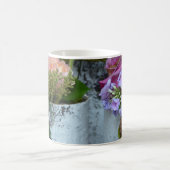 Blumenstrauß im Frühling Kaffeetasse (Mittel)