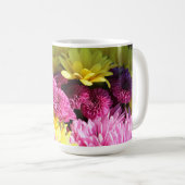 Blumenstrauß, rosa und gelbe Milchsorten Kaffeetasse (VorderseiteRechts)