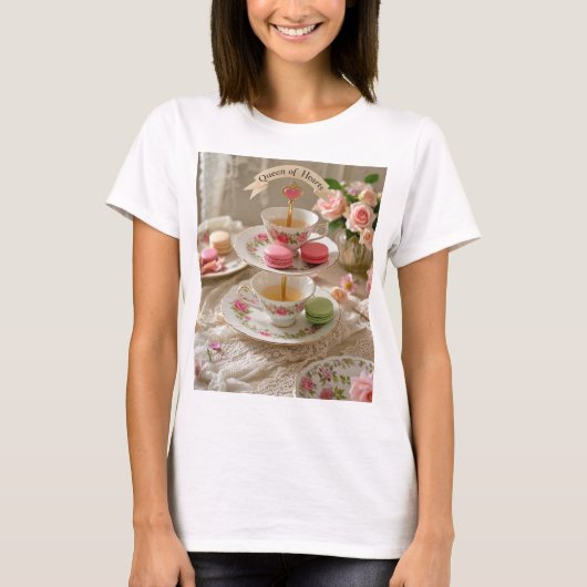 Blumentisch, Teetassen, Tiergeschirr Makaronenköni T-Shirt (Vorderseite)