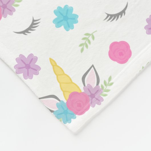 Blumenunicorn-Gesichts-personalisiertes Monogramm Fleecedecke (Ecke)