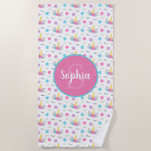 Blumenunicorn-Gesichts-personalisiertes Strandtuch (Vorderseite)