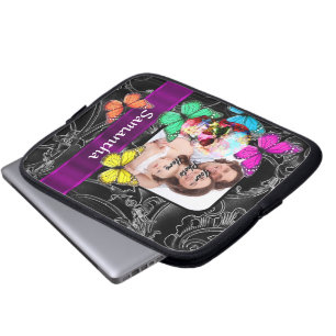 Blumenzucker-Schädel und Schmetterlinge Laptopschutzhülle