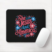 Blumig Sie liebt Jesus und Amerika 4. Juli  Mousepad (Mit Mouse)