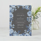 Blumige blaue Hochzeitsbogen Einladung (Stehend Vorderseite)