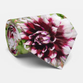 Blumige Krawatte (Gerollt)
