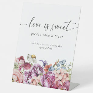Blumige Liebe ist süßes Zeichen Sockelschild
