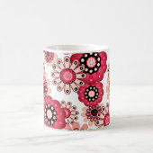Blumige rustikale Retro Rot-Weiß Kaffeetasse (Mittel)